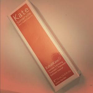 Kate Somerville (.25 Fl. Oz./7.5 ml) exfoliKate